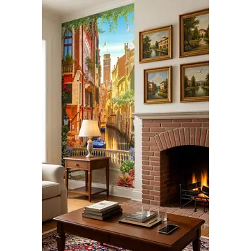 Фреска с улочкой Венеции в интерьере комнаты