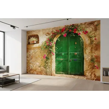 Обои на стену с винтажной дверью в интерьере