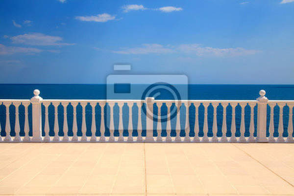 Фотообои с террасой на море