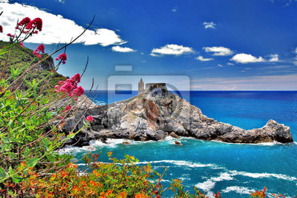 Фотообои с красивым морским пейзажем