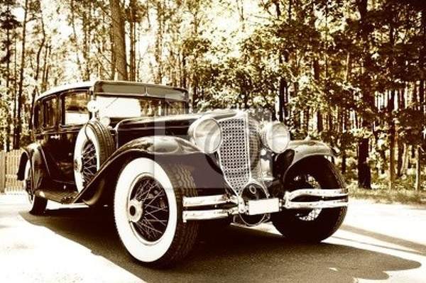 Фотообои со старинным автомобилем