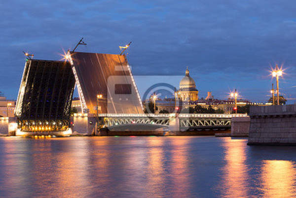 Фотообои — Мост в Санкт-Петербурге