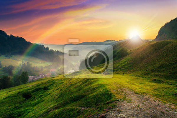 Фотообои - Зеленый холм и радуга