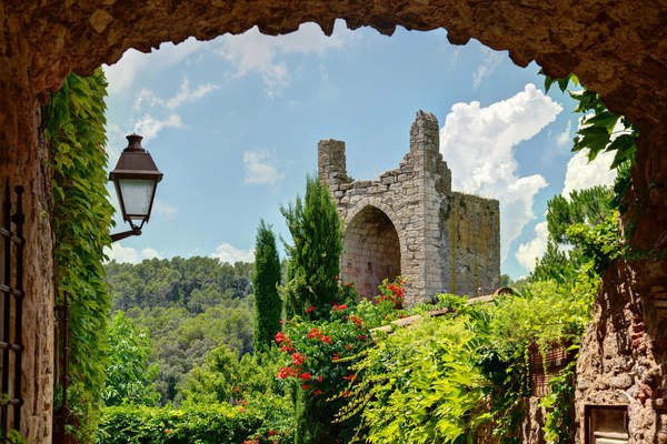 Фотообои с замком в Коста-Брава (Испания)