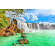 Фотообои с красивым водопадом