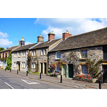 Фотообои с английской улочкой