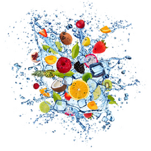 Фрукты и ягоды с брызгами воды (современные обои для кухни)