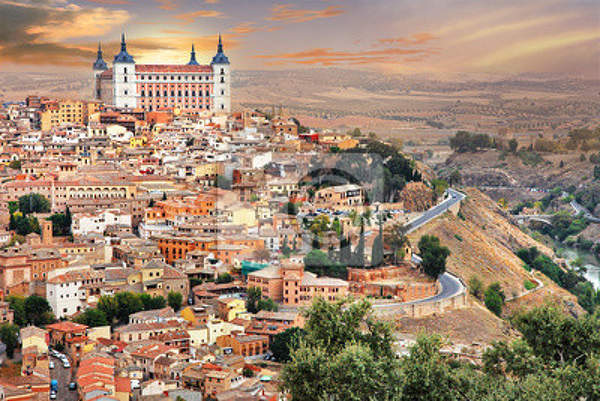 Фотообои с видом на испанский городок артикул 10000204