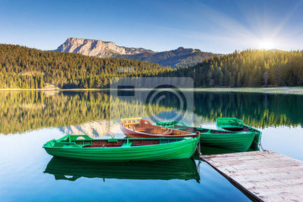 Фотообои с лодками на озере артикул 10000093