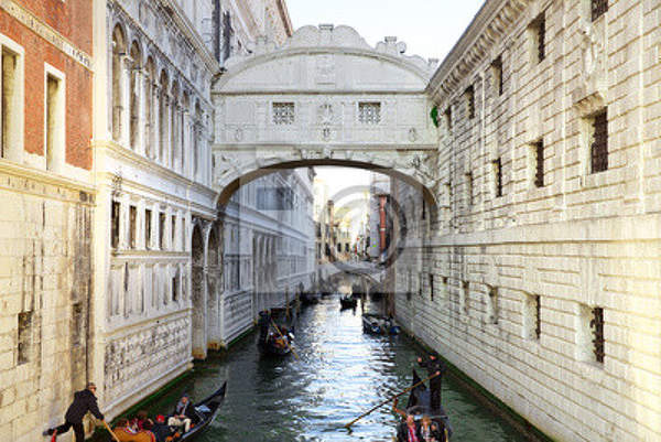 Фотообои с мостом вздохов в Венеции артикул 10002156