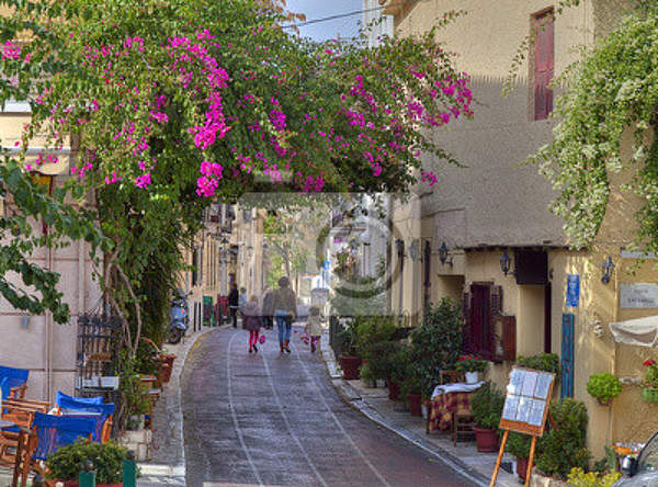 Фотообои с городом - Красивая улица в Афинах артикул 10001962
