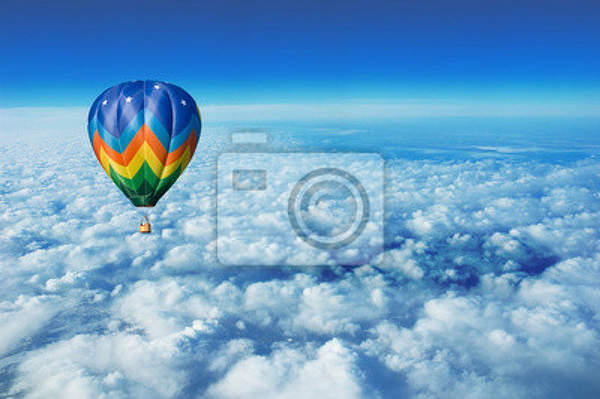 Фотообои с воздушным шаром над облаками артикул 10002594
