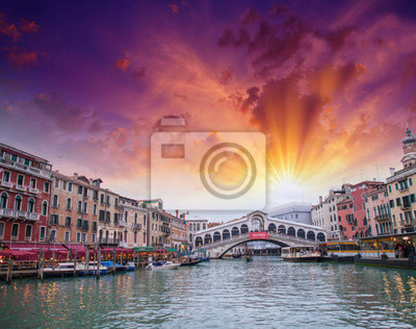 Фотообои на стену — Мост в Венеции артикул 10005838