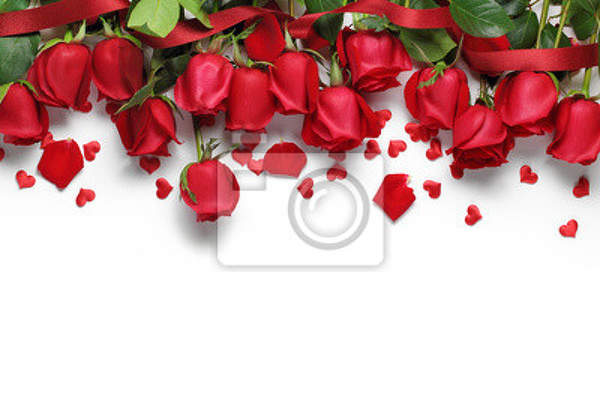 Фотообои - Красные розы и лепестки артикул 10006836