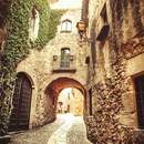 Фотообои - Улица в Каталонии, Испания