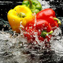 Обои для стен «Кухонный арт: перцы в кадре»